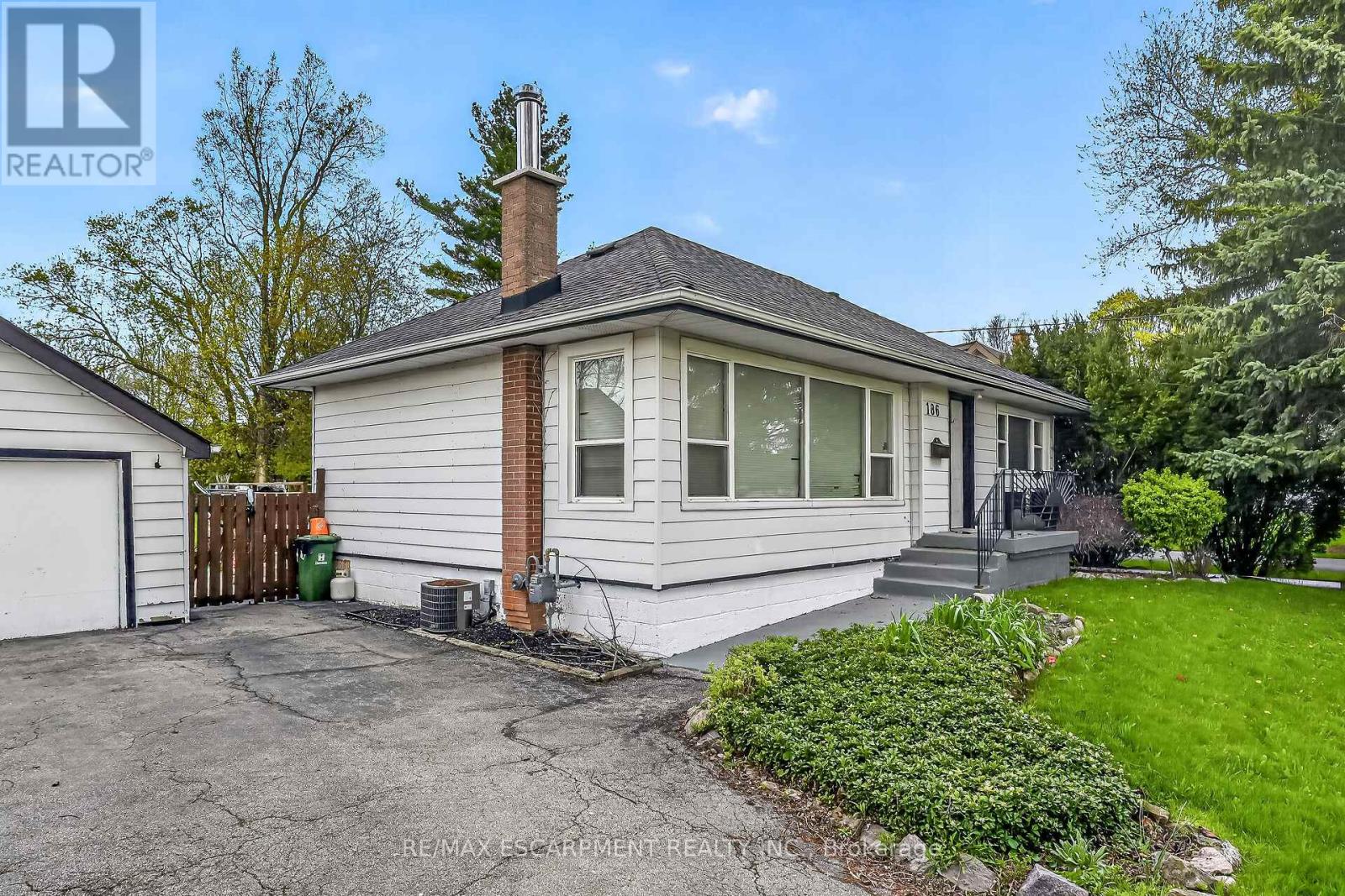 186 Seneca Avenue, Hamilton, Ontario  L9B 1M2 - Photo 47 - X13084008