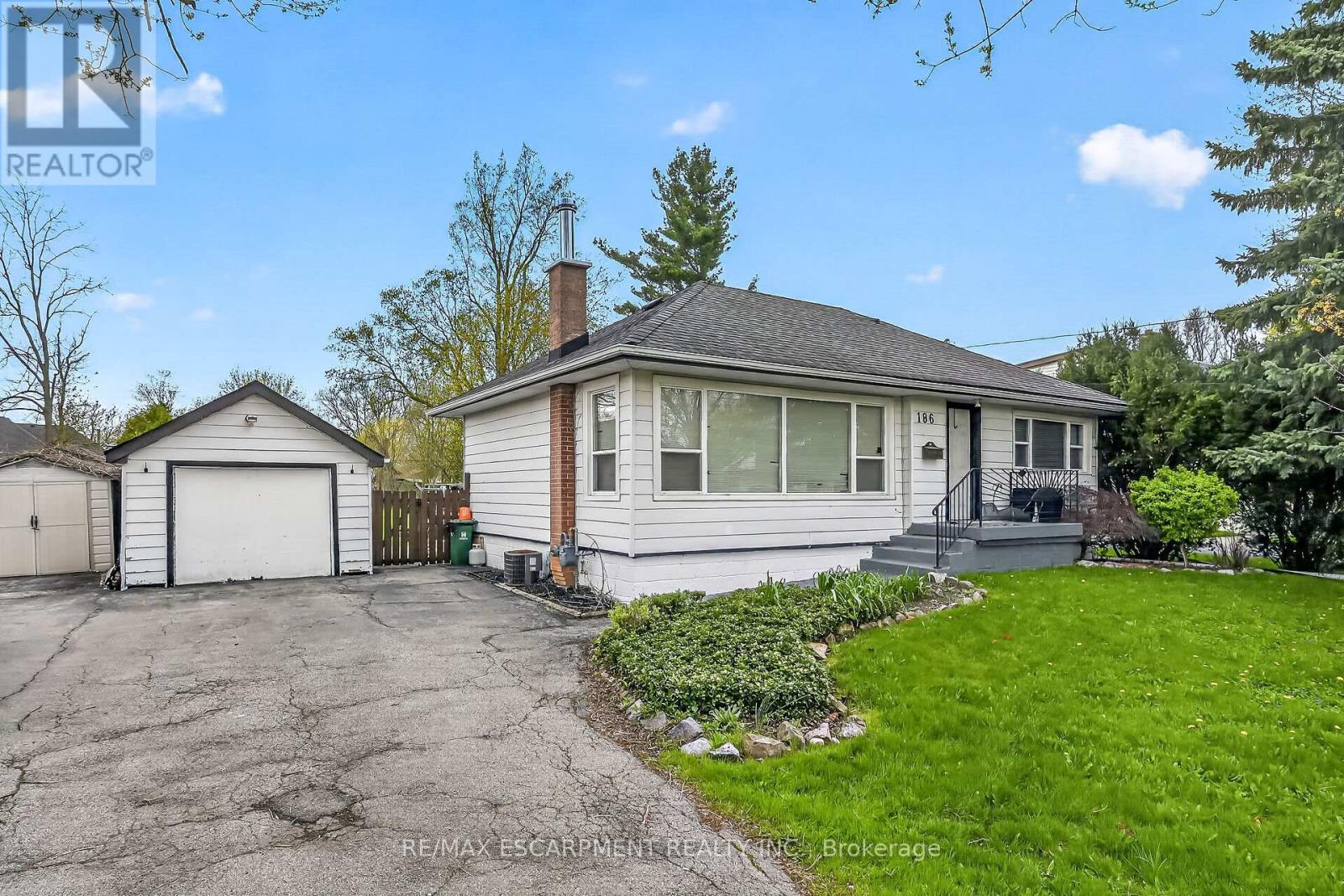 186 Seneca Avenue, Hamilton, Ontario  L9B 1M2 - Photo 49 - X13084008