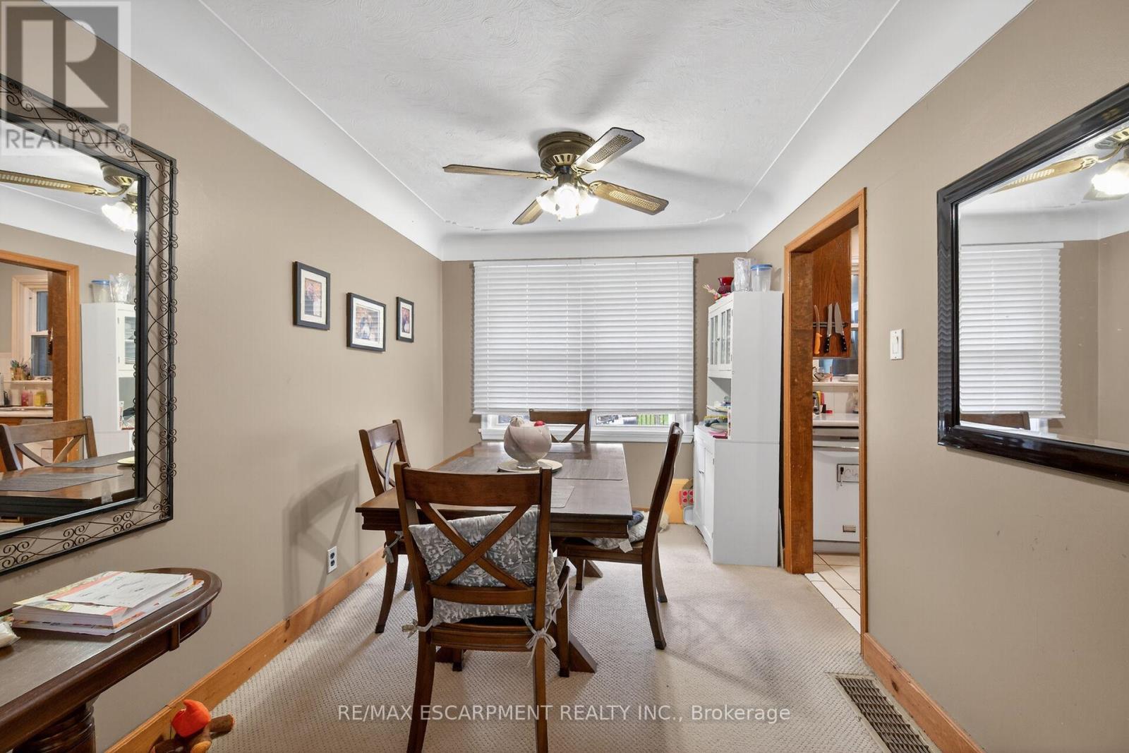 186 Seneca Avenue, Hamilton, Ontario  L9B 1M2 - Photo 8 - X13084008