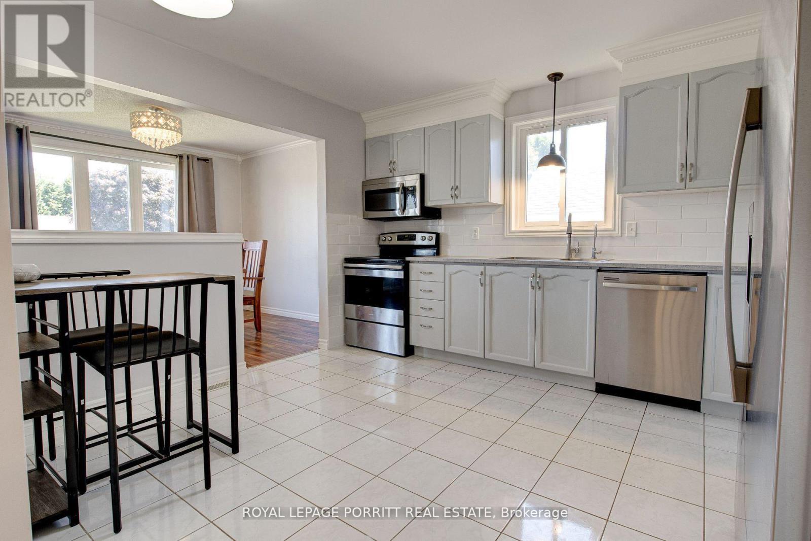 55 Windsor Drive, Brant, Ontario  N0E 1N0 - Photo 5 - X13084096
