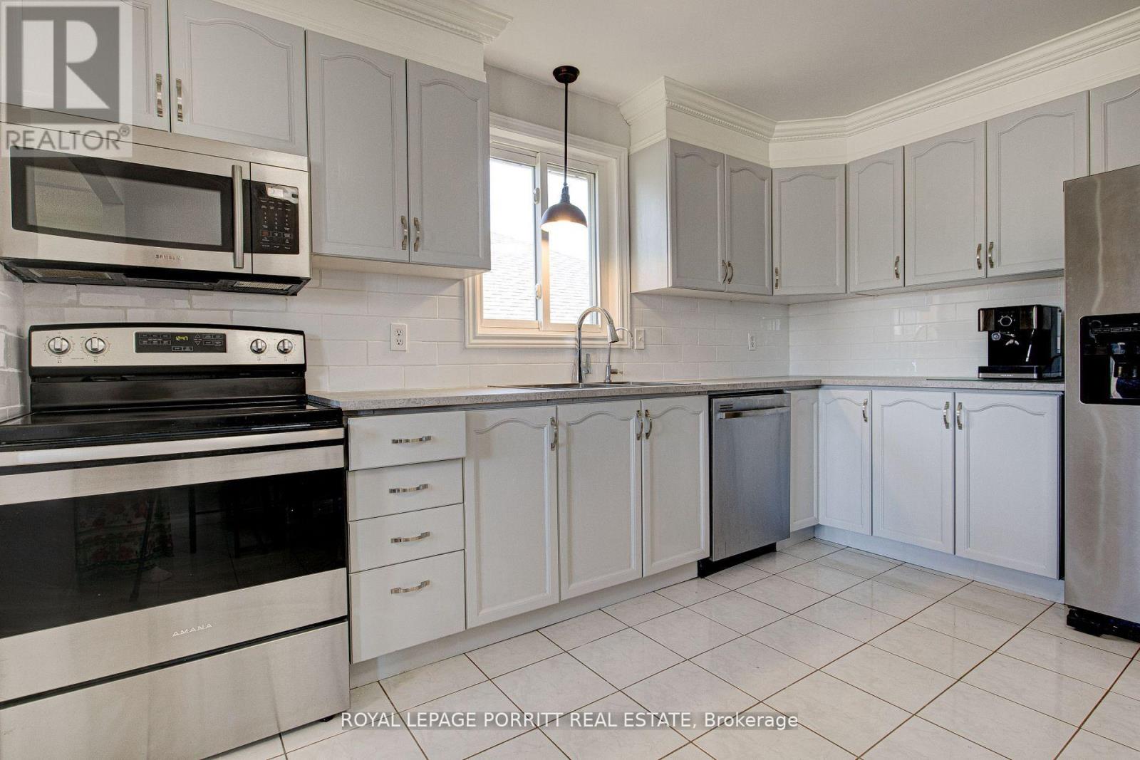 55 Windsor Drive, Brant, Ontario  N0E 1N0 - Photo 7 - X13084096