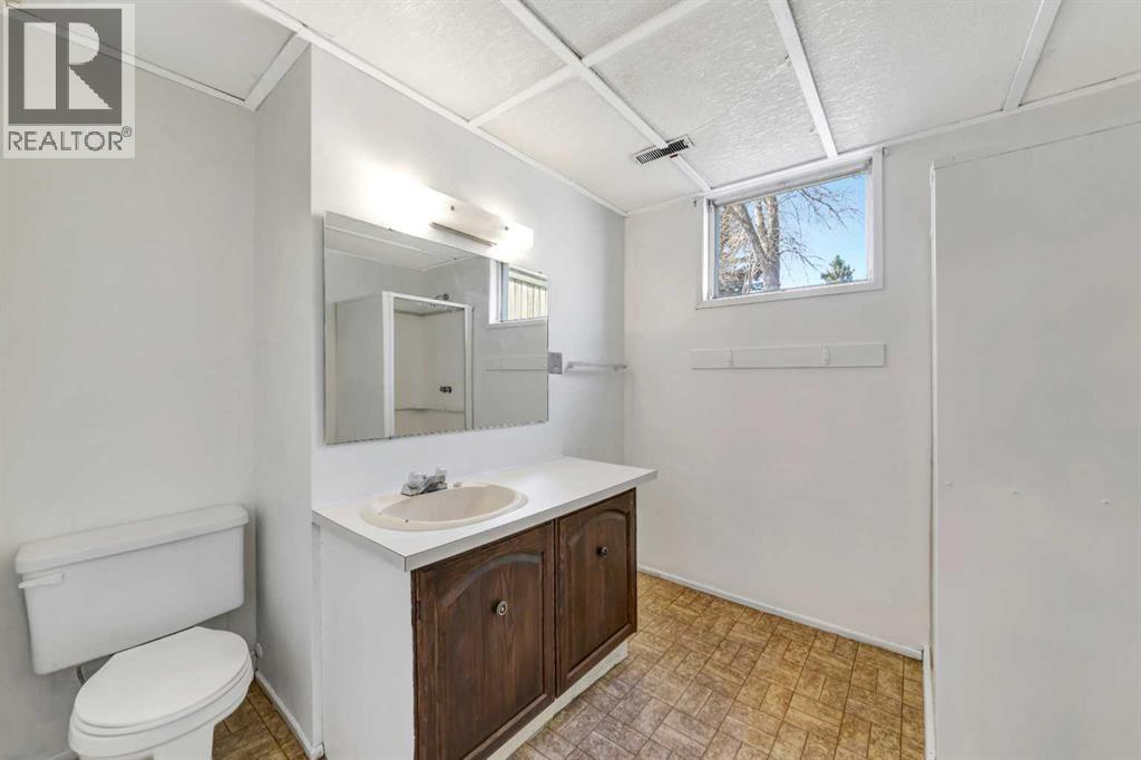 3510 57 Avenue, Lloydminster, Alberta  T9V 1S7 - Photo 21 - A2307754