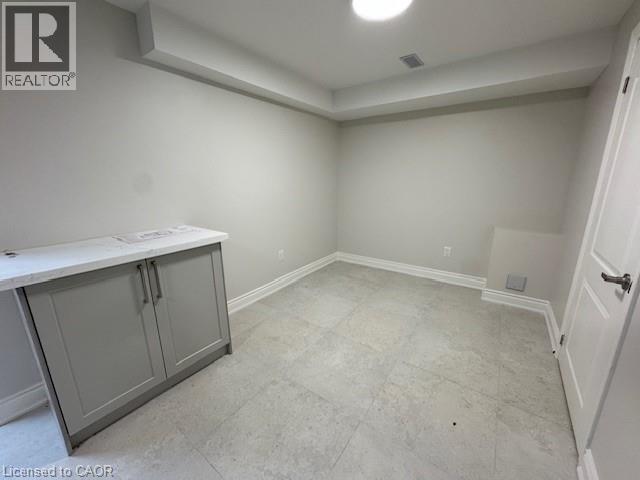 208 Pineglen Crescent Unit# Lower, Kitchener, Ontario  N2R 0G2 - Photo 4 - 40827179