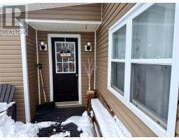 15 ROBINSON Avenue