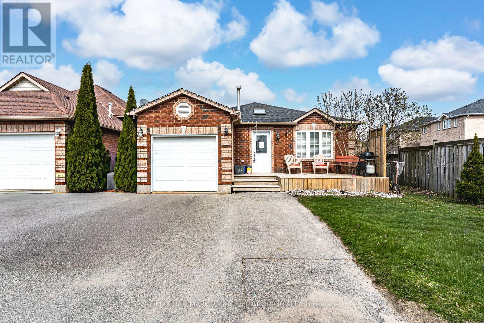 76 STANLEY STREET, Barrie, Ontario