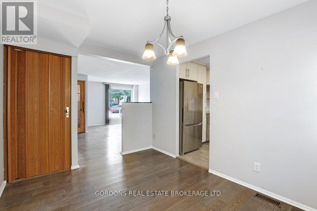 1562 Lassiter Terrace, Ottawa, Ontario  K1J 8N4 - Photo 15 - X13084228