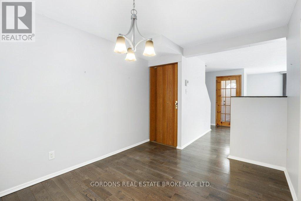 1562 Lassiter Terrace, Ottawa, Ontario  K1J 8N4 - Photo 16 - X13084228