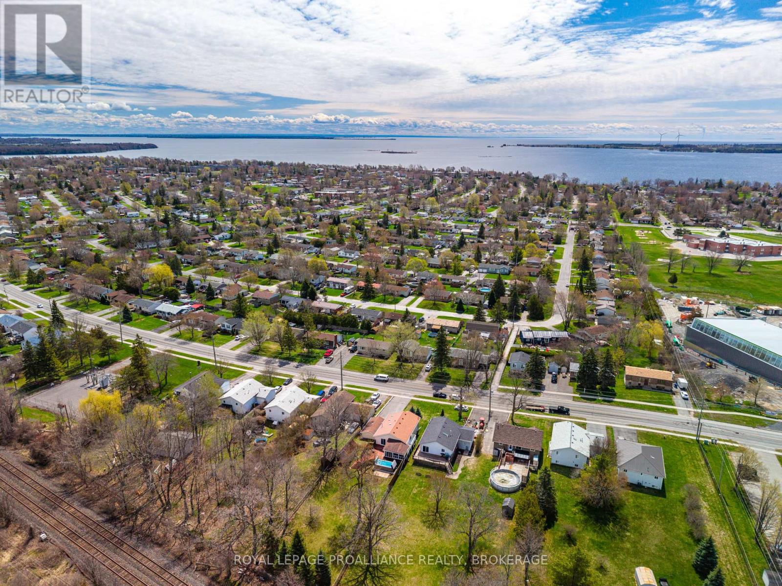 307 Amherst Drive, Loyalist, Ontario  K7N 1V3 - Photo 47 - X13084252