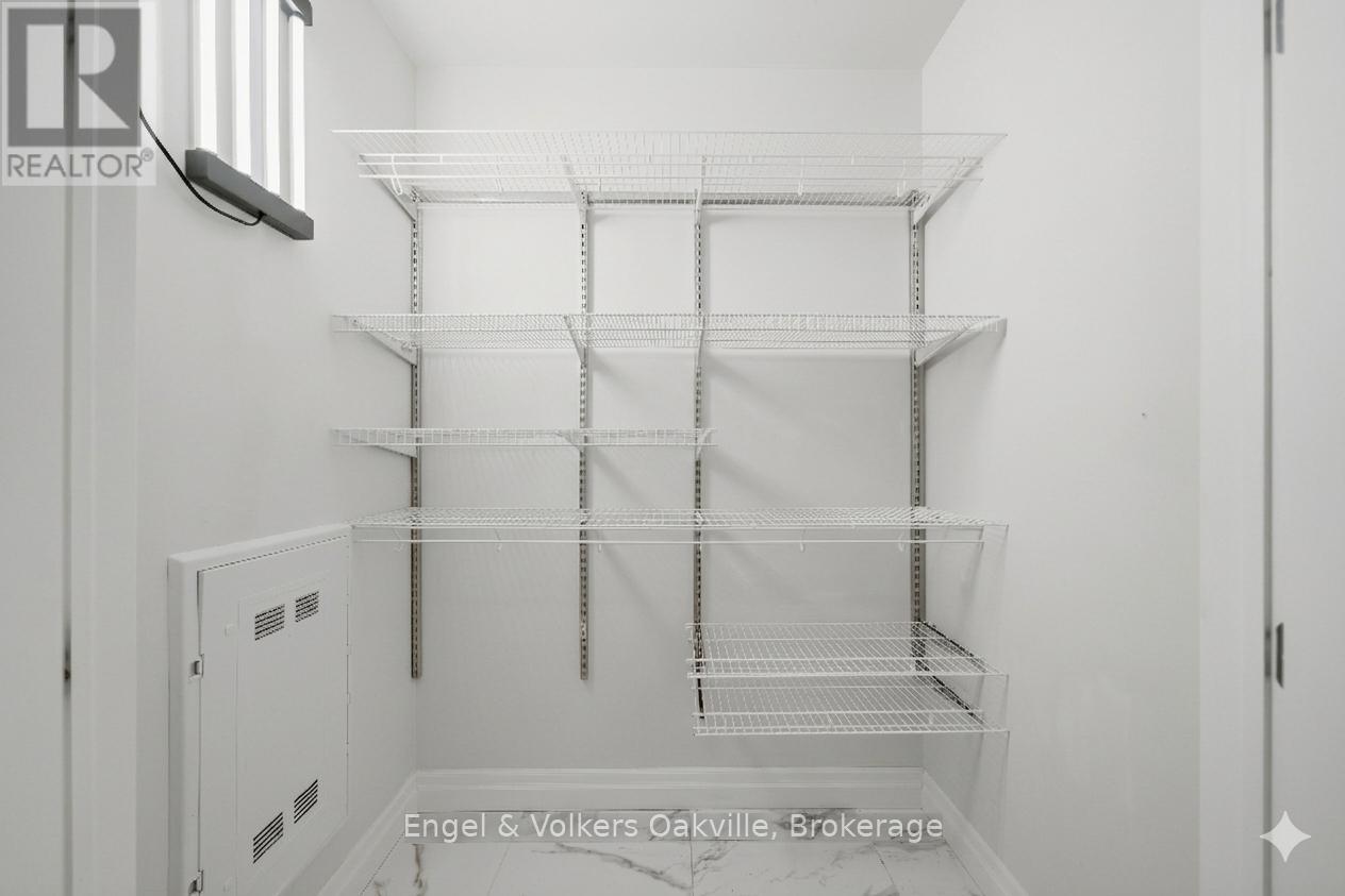 101 - 3290 New Street, Burlington, Ontario  L7N 1M8 - Photo 28 - W12928914