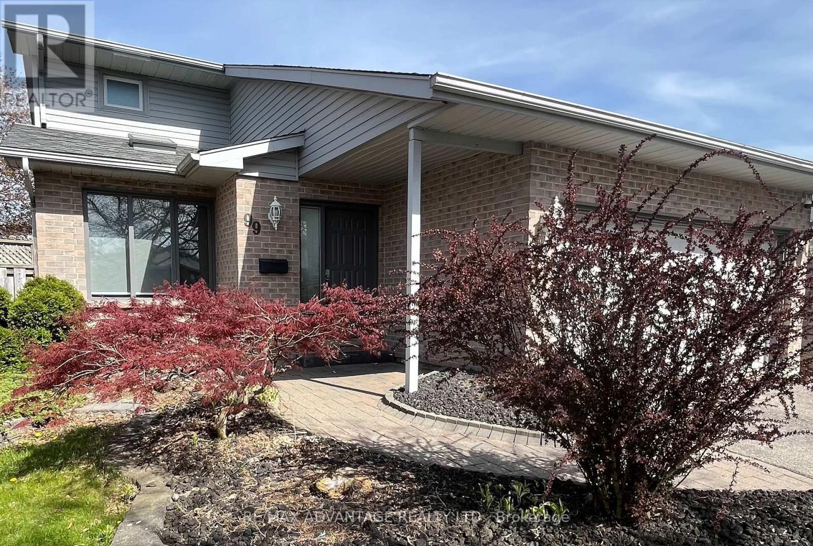 99 CONWAY LANE, London South, Ontario