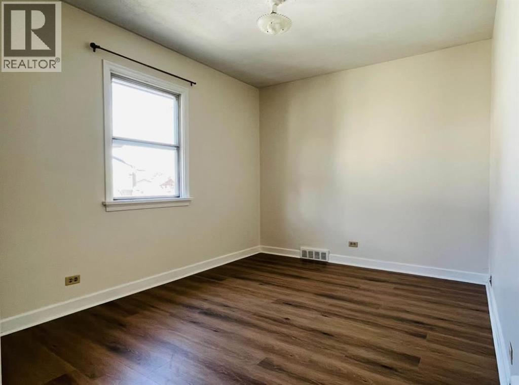 428 32 Avenue NW, Calgary, Alberta  T2M 2P9 - Photo 11 - A2296869