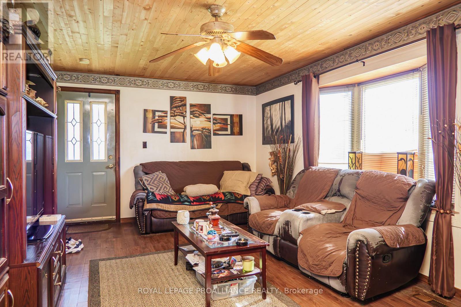 84 Heber Street, Quinte West (Trenton Ward), Ontario  K8V 1N3 - Photo 10 - X13084352