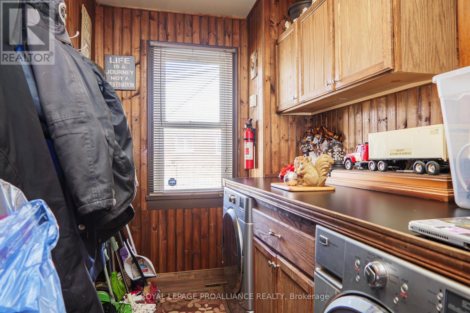 84 Heber Street, Quinte West (Trenton Ward), Ontario  K8V 1N3 - Photo 19 - X13084352