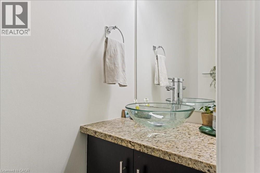 40 Dartmouth Gate Unit# 12, Stoney Creek, Ontario  L8E 0C4 - Photo 23 - 40823603