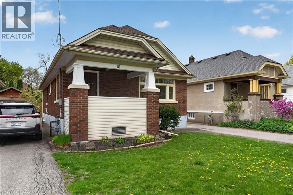 10 Junkin Street, St. Catharines, Ontario  L2R 1N3 - Photo 2 - 40825186