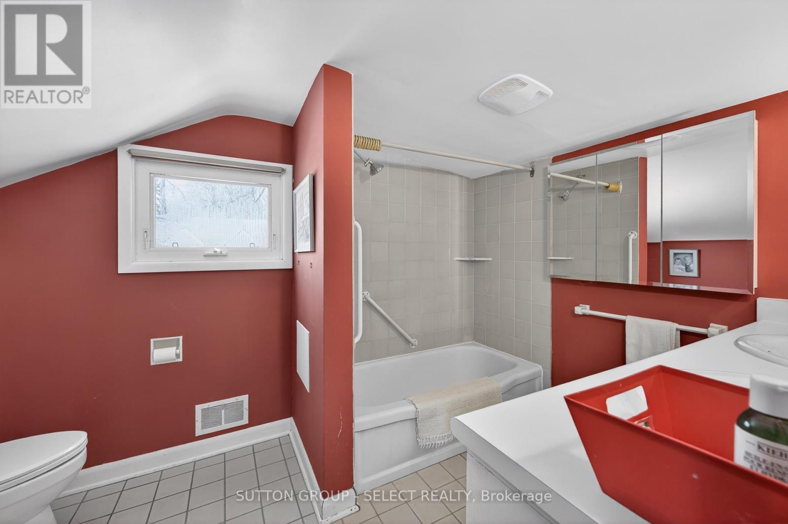 1053 Talbot Street, London East, Ontario  N6A 2V9 - Photo 25 - X13084448