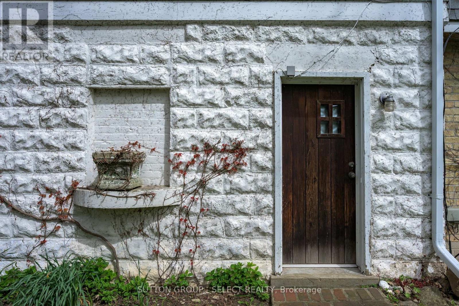 1053 Talbot Street, London East, Ontario  N6A 2V9 - Photo 6 - X13084448