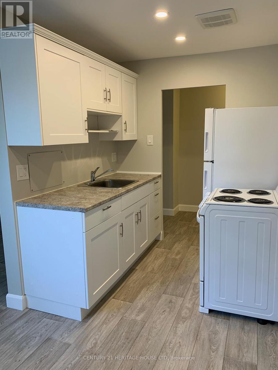 10 - 51 Chesterfield Avenue, London South, Ontario  N5Z 3M9 - Photo 2 - X13084514