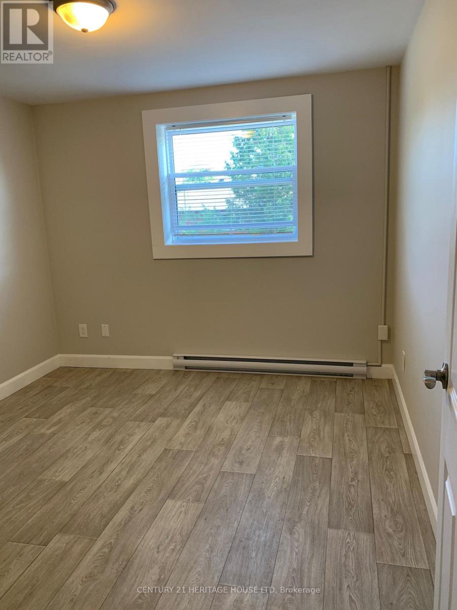 10 - 51 Chesterfield Avenue, London South, Ontario  N5Z 3M9 - Photo 4 - X13084514