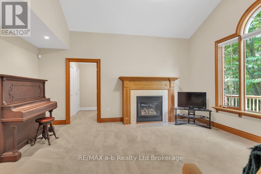21 Windemere Avenue, Tillsonburg, Ontario  N4G 5M8 - Photo 19 - X12761832
