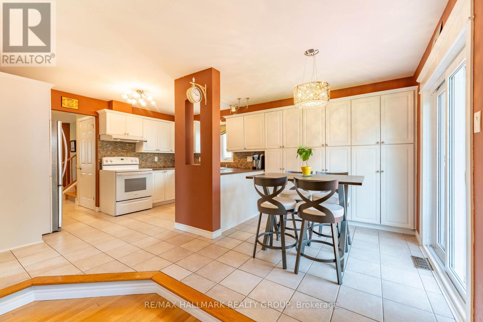 301 Tompkins Avenue N, Ottawa, Ontario  K1E 3X3 - Photo 13 - X13084224