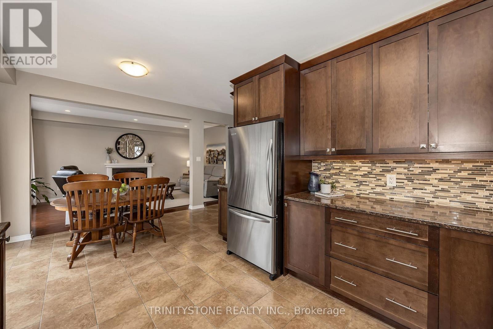 502 Dalewood Crescent, Ottawa, Ontario  K2S 0L2 - Photo 18 - X13084366