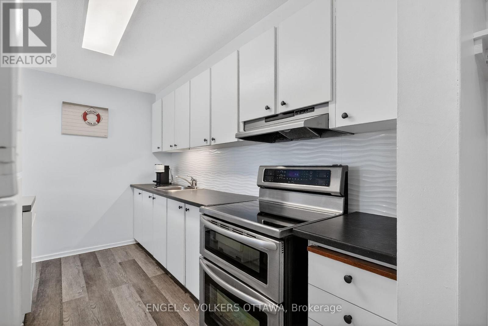 9 - 49 Sumac Street, Ottawa, Ontario  K1J 7T7 - Photo 11 - X13084368