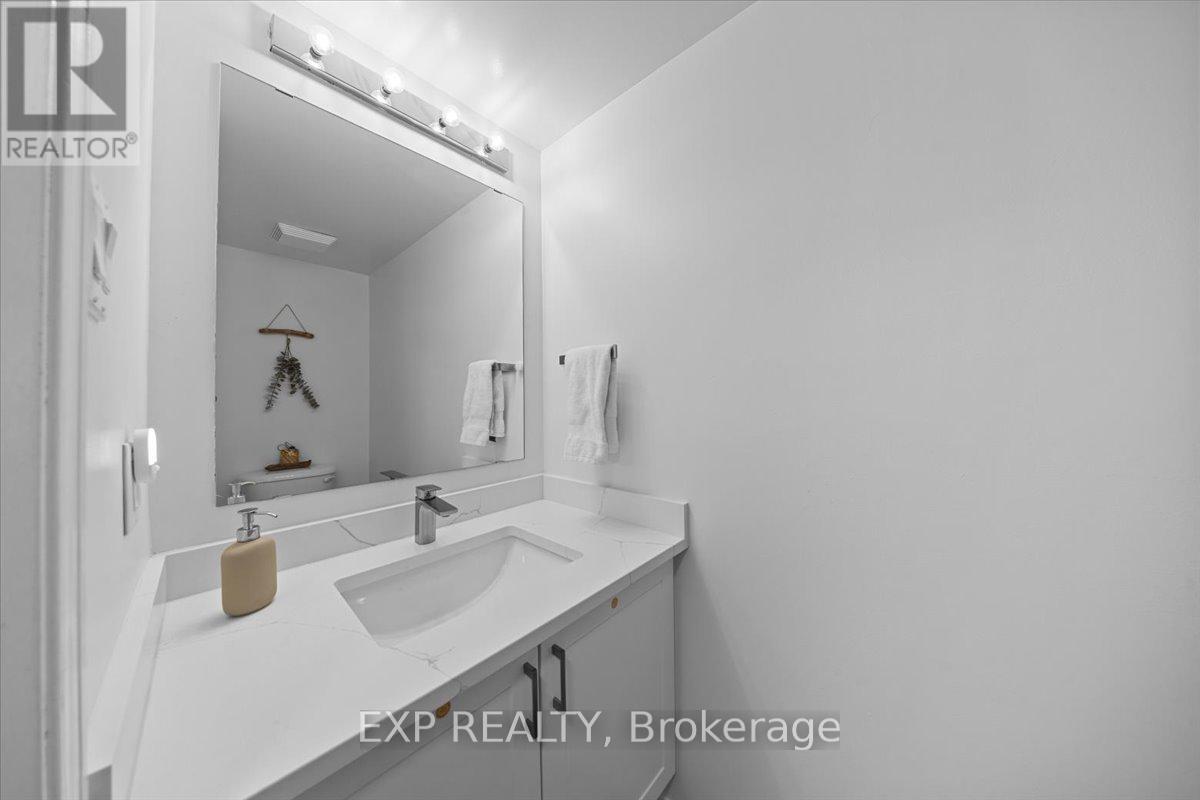 36 Yorkville Street, Ottawa, Ontario  K2C 4B5 - Photo 10 - X13084434