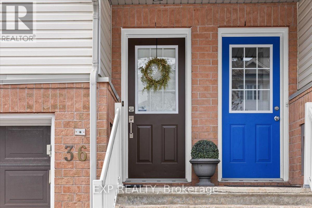 36 Yorkville Street, Ottawa, Ontario  K2C 4B5 - Photo 2 - X13084434