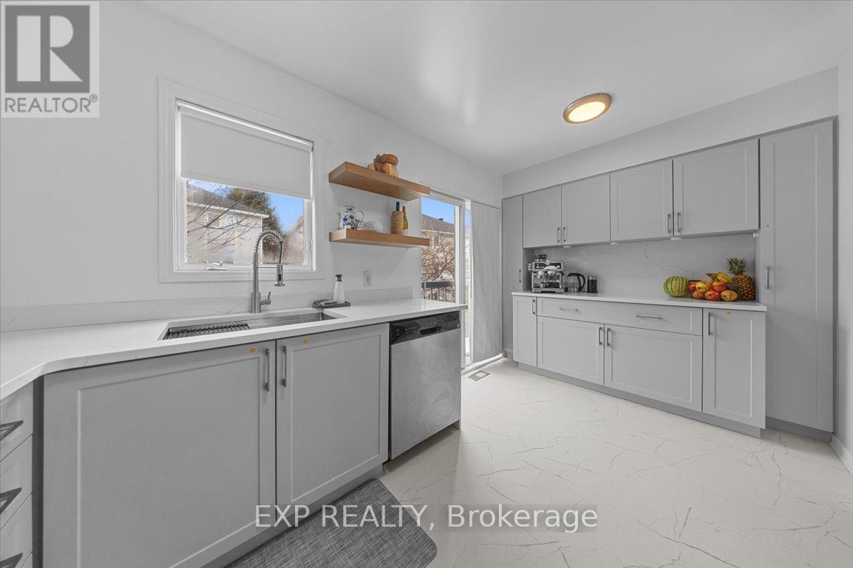 36 Yorkville Street, Ottawa, Ontario  K2C 4B5 - Photo 8 - X13084434