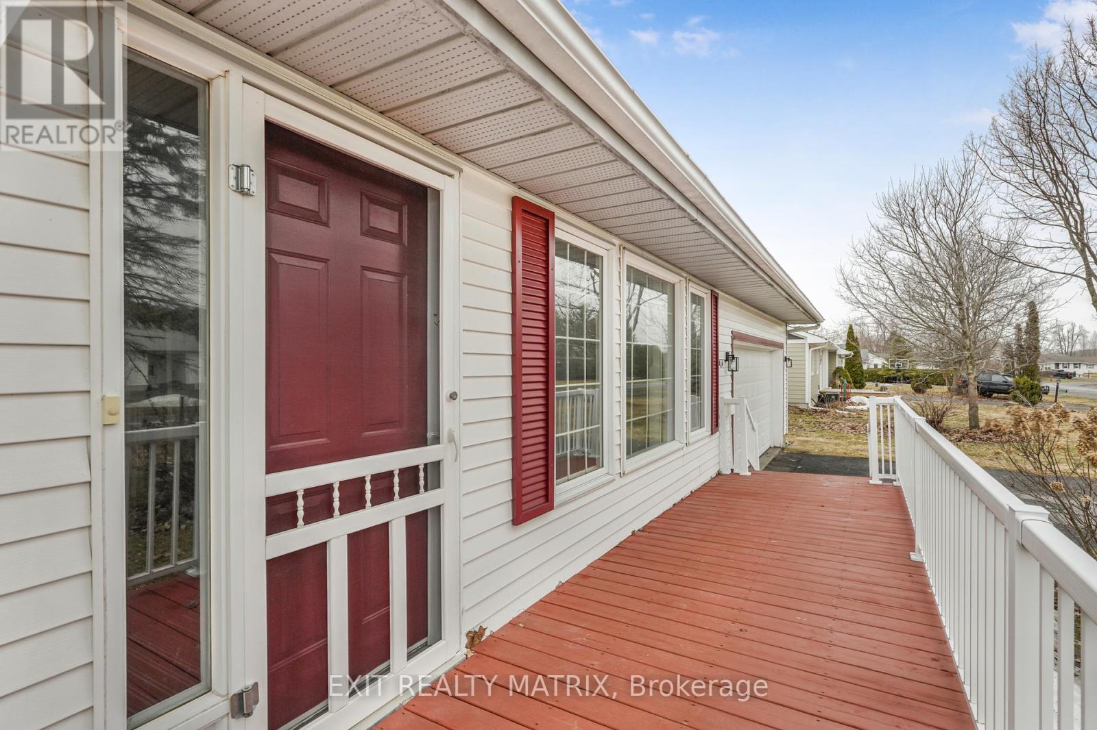 6454 Waterbury Lane, Ottawa, Ontario  K0A 2T0 - Photo 3 - X13084542