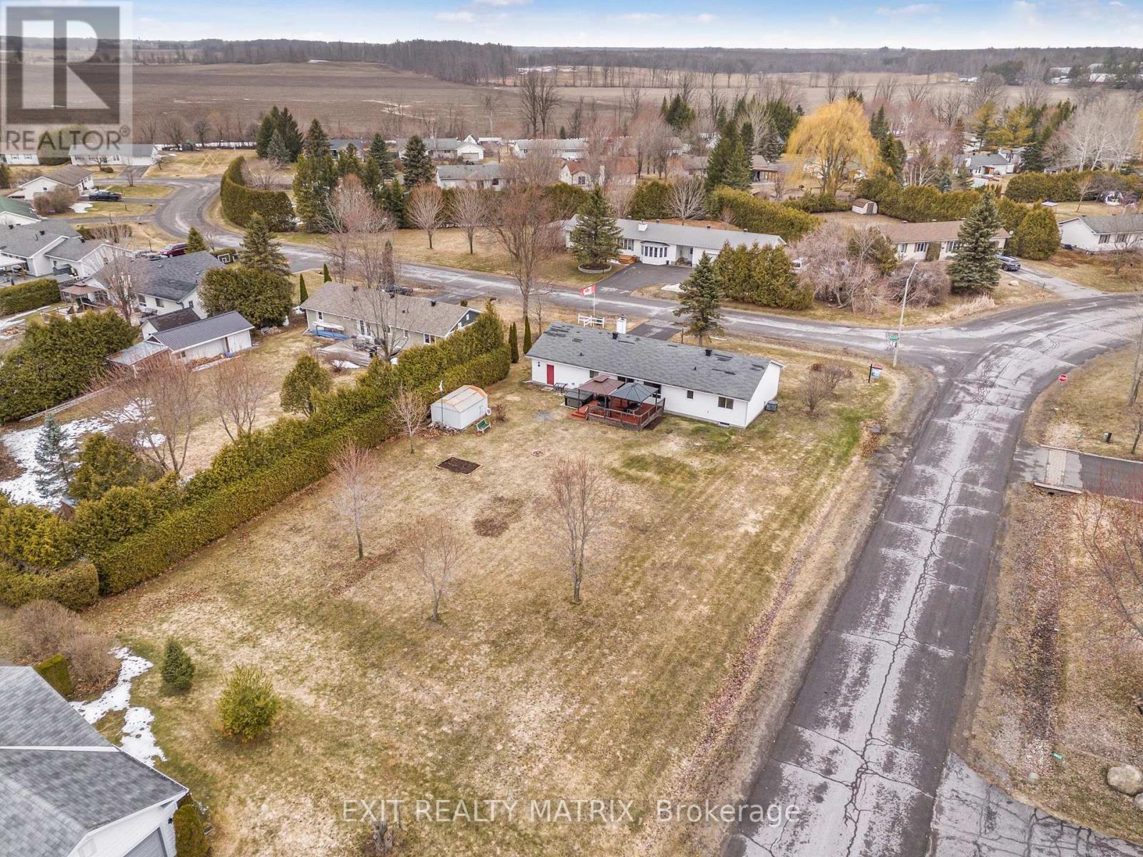 6454 Waterbury Lane, Ottawa, Ontario  K0A 2T0 - Photo 33 - X13084542