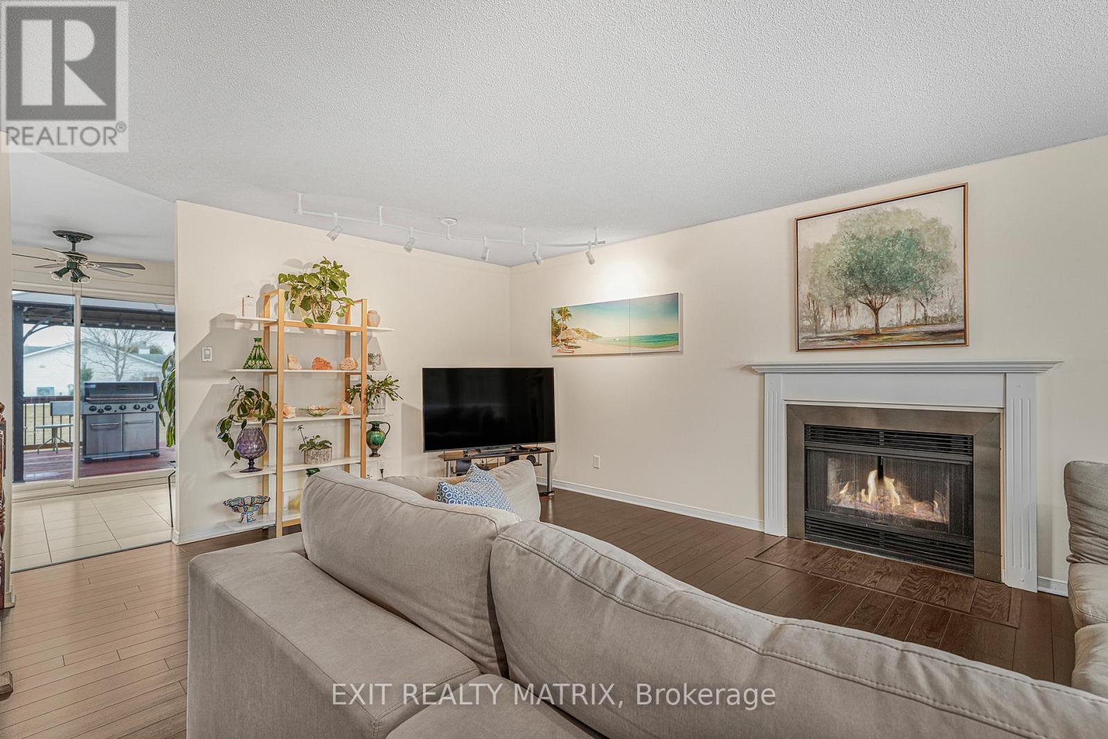 6454 Waterbury Lane, Ottawa, Ontario  K0A 2T0 - Photo 8 - X13084542