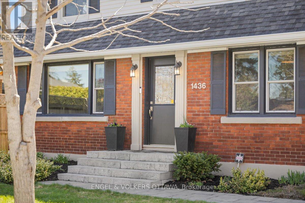 1436 Larose Avenue, Ottawa, Ontario  K1Z 7X8 - Photo 3 - X13084572