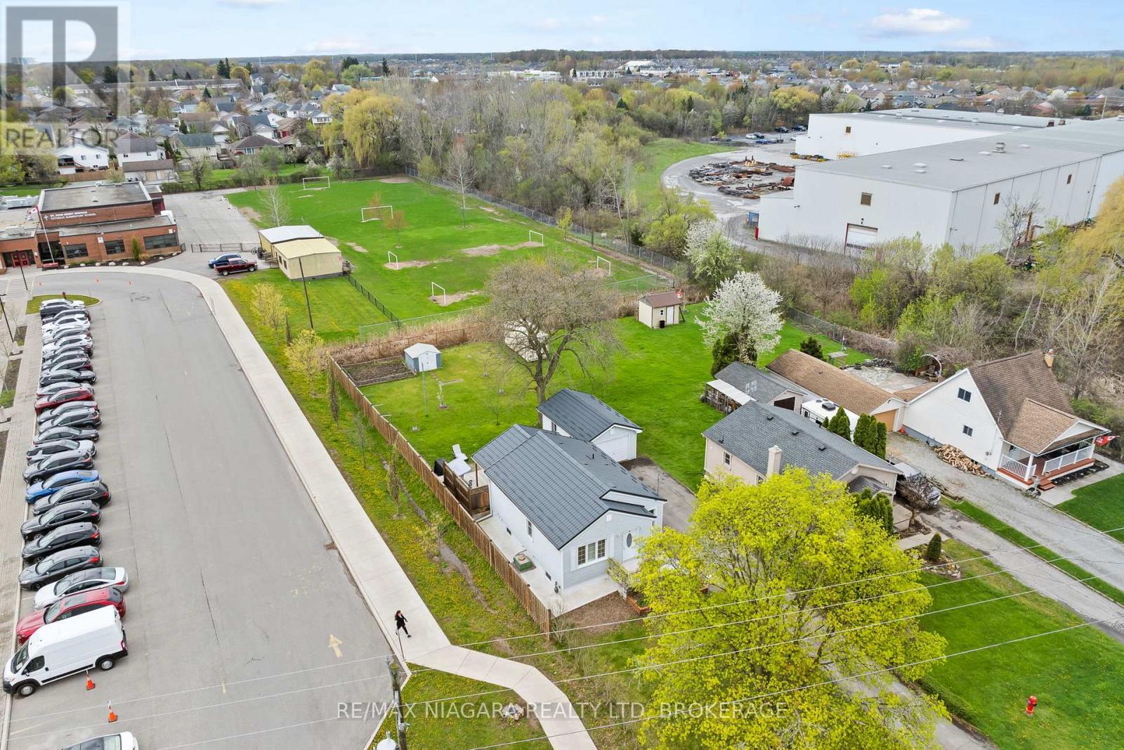 8134 Beaverdams Road, Niagara Falls, Ontario  L2H 1S1 - Photo 31 - X13084232