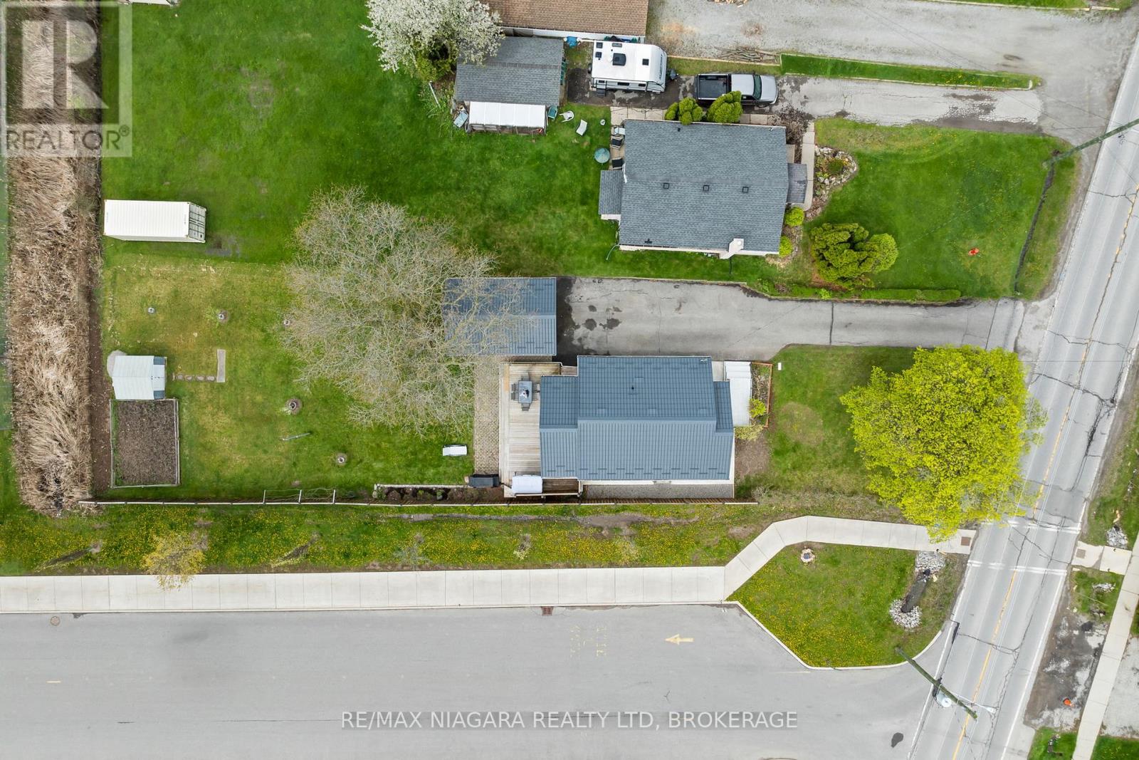 8134 Beaverdams Road, Niagara Falls, Ontario  L2H 1S1 - Photo 38 - X13084232