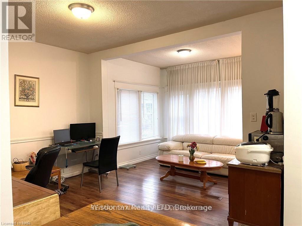 4696 Mcdougall Crescent, Niagara Falls, Ontario  L2E 1B9 - Photo 5 - X13084376