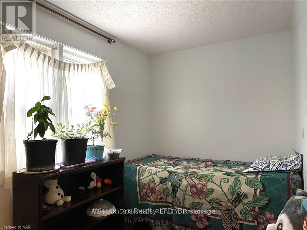 4696 Mcdougall Crescent, Niagara Falls, Ontario  L2E 1B9 - Photo 8 - X13084376