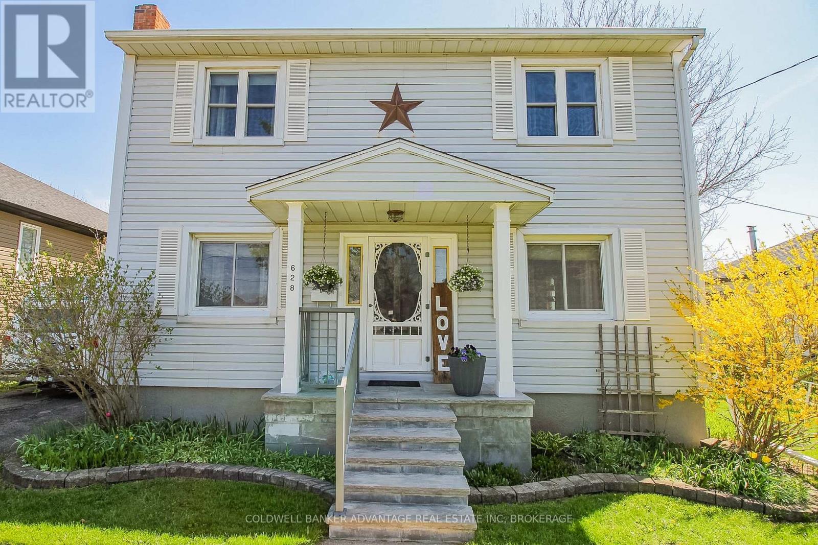 628 Clare Avenue, Welland, Ontario  L3C 3C1 - Photo 3 - X13084508