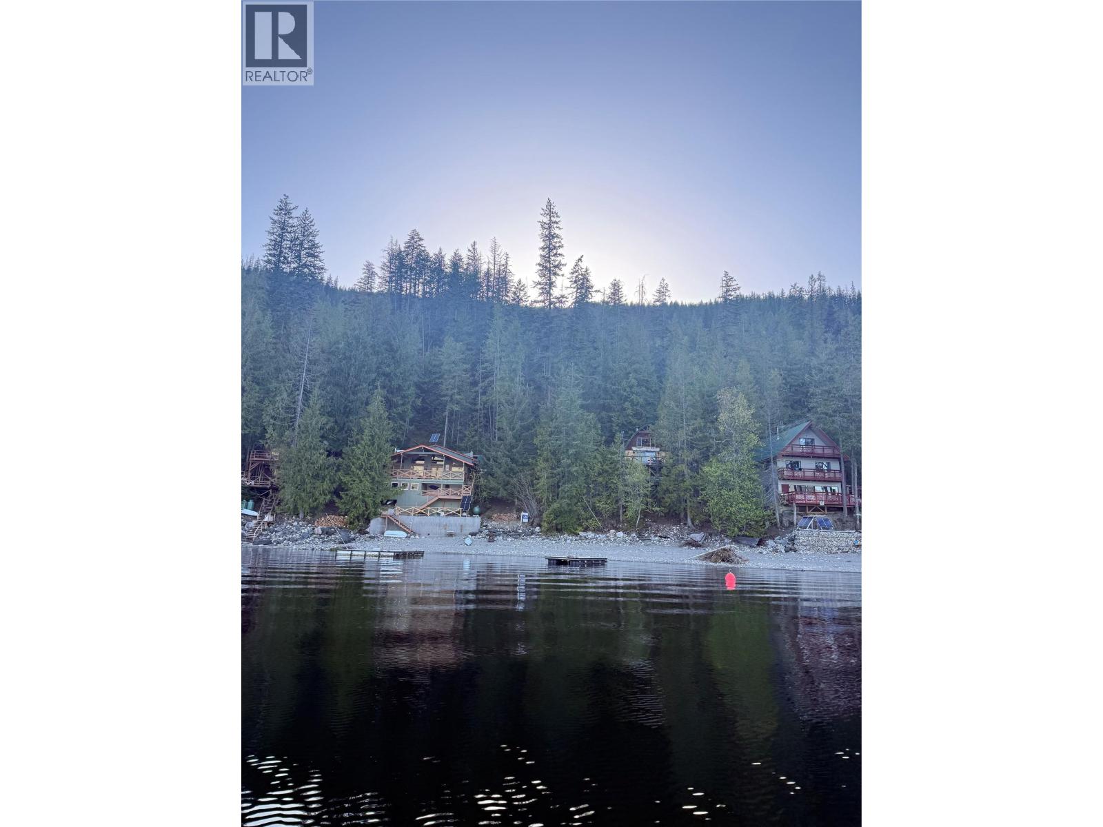 27 Crescent Bay, Sicamous, British Columbia  V0E 2V0 - Photo 18 - 10383045