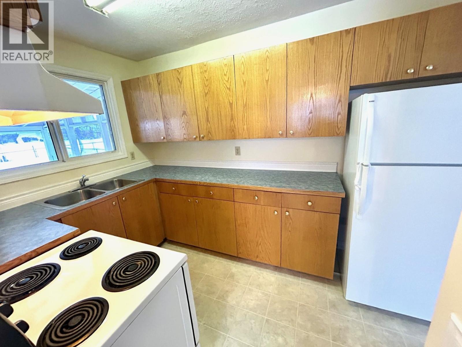 5235 Cottonwood Road, Fort Nelson, British Columbia  V0C 1R0 - Photo 2 - R3089111