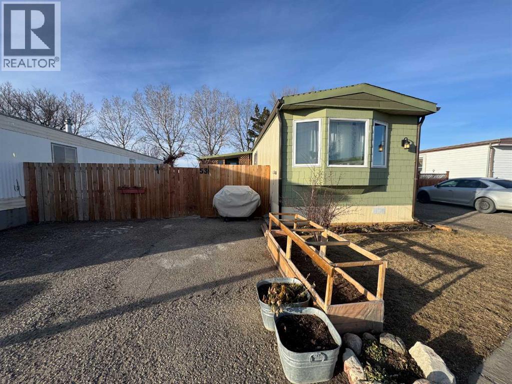 53, 2715 Westside Drive W, Lethbridge, Alberta  T1J 4M9 - Photo 1 - A2299278