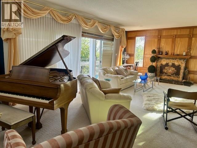 5403 Liard Street, Fort Nelson, British Columbia  V0C 1R0 - Photo 11 - R3054225
