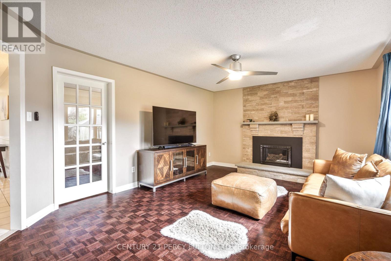 54 Cityview Circle, Barrie, Ontario  L4N 7V1 - Photo 12 - S13024080