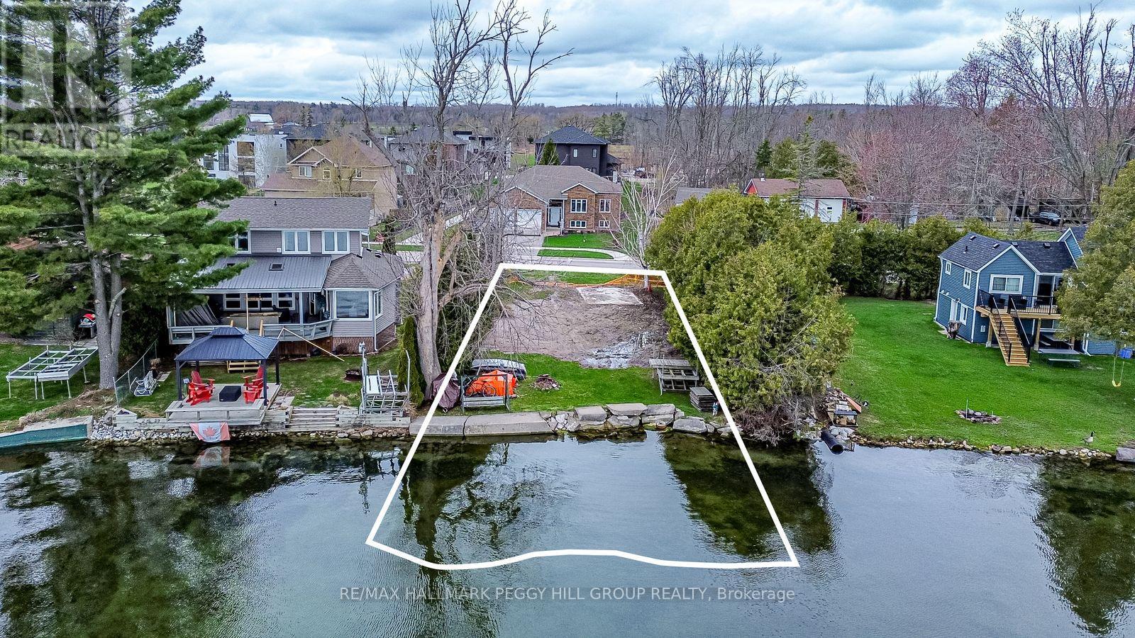 3813 WOOD AVENUE, Severn, Ontario