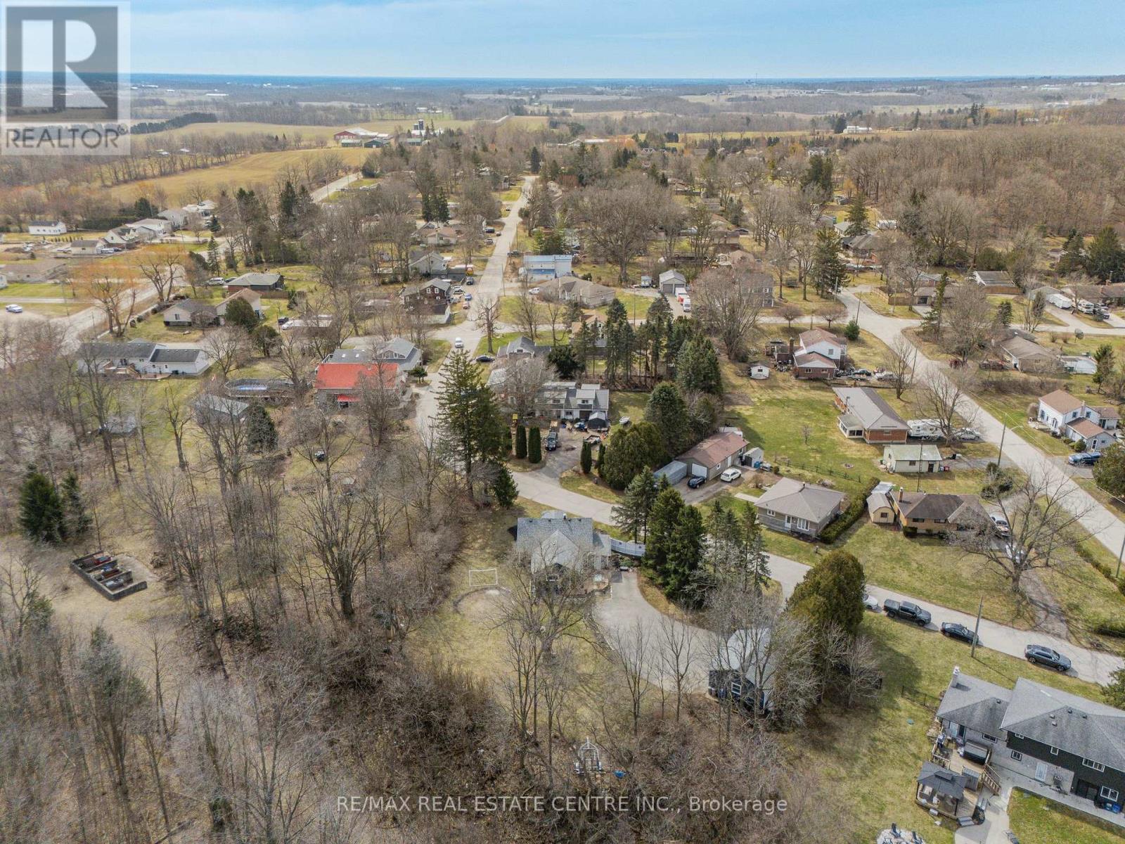 1 Hughson Street, North Dumfries, Ontario  N0B 1L0 - Photo 49 - X12935554