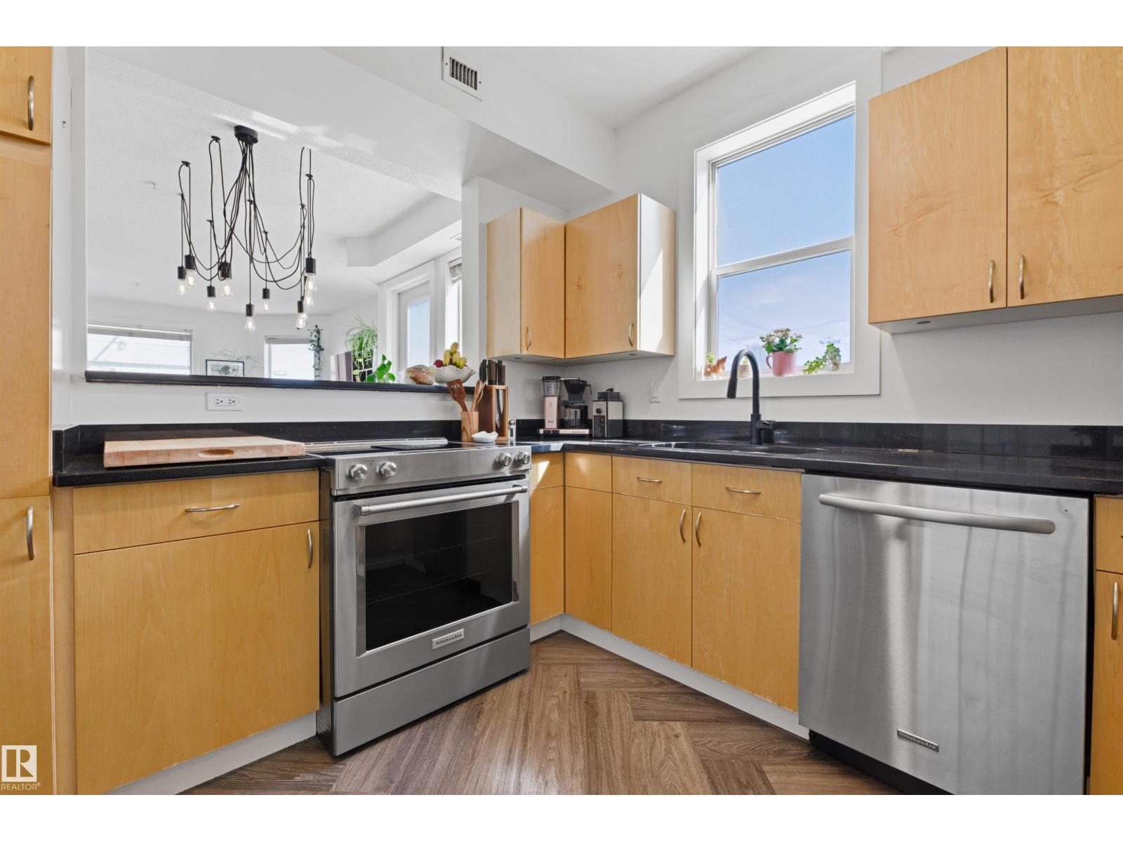 #101 8108 109 St Nw, Edmonton, Alberta  T6G 2V7 - Photo 10 - E4485750