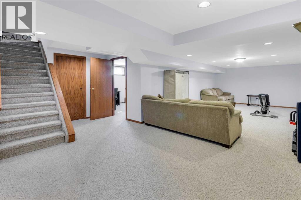 549 Rundleville Place NE, Calgary, Alberta  T1Y 2T5 - Photo 20 - A2307972