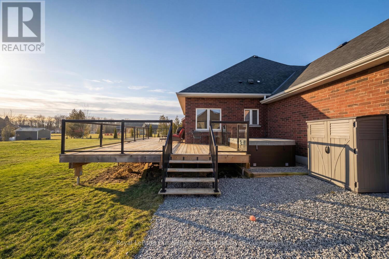 47 Songbird Crescent, Kawartha Lakes, Ontario  K9V 0A9 - Photo 10 - X12892688