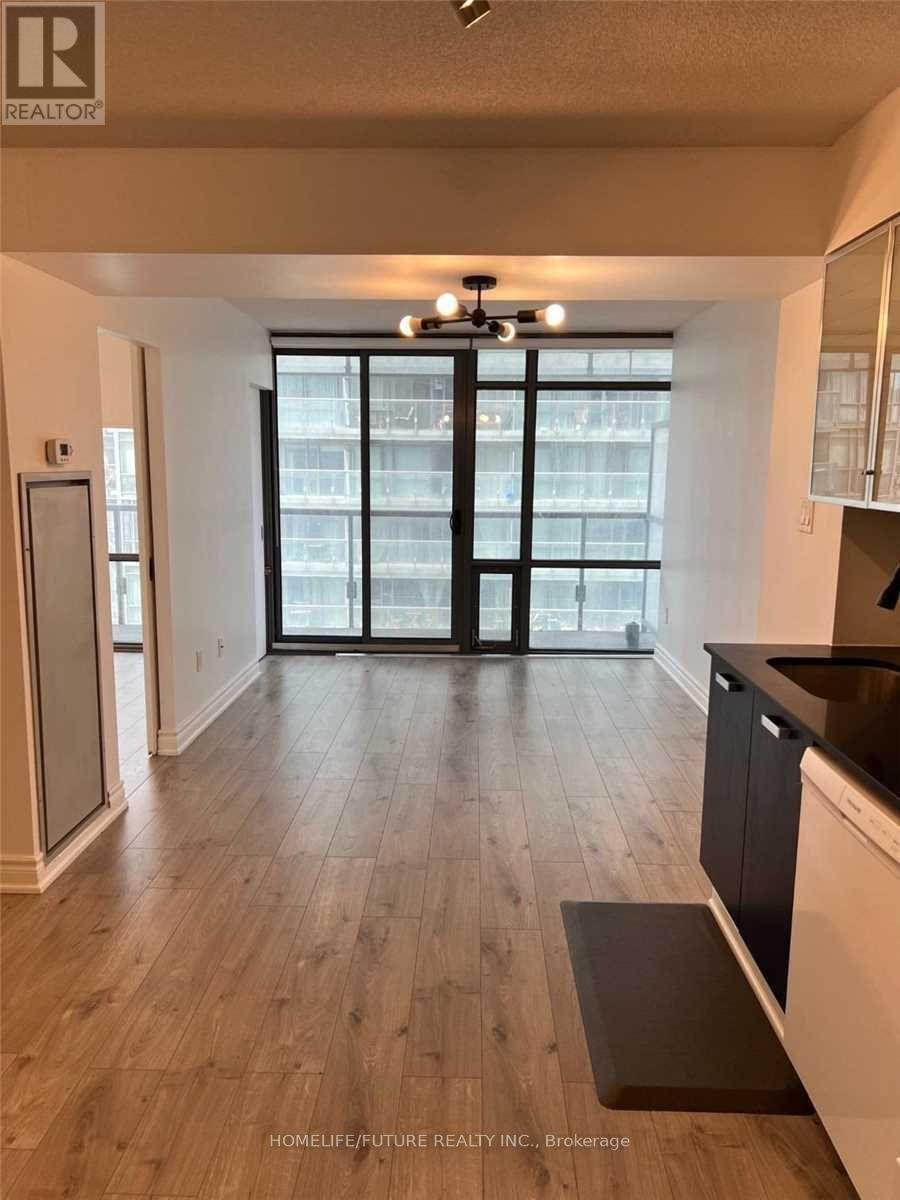 1010 - 38 Grenville Street, Toronto, Ontario  M4Y 1A5 - Photo 2 - C13084300